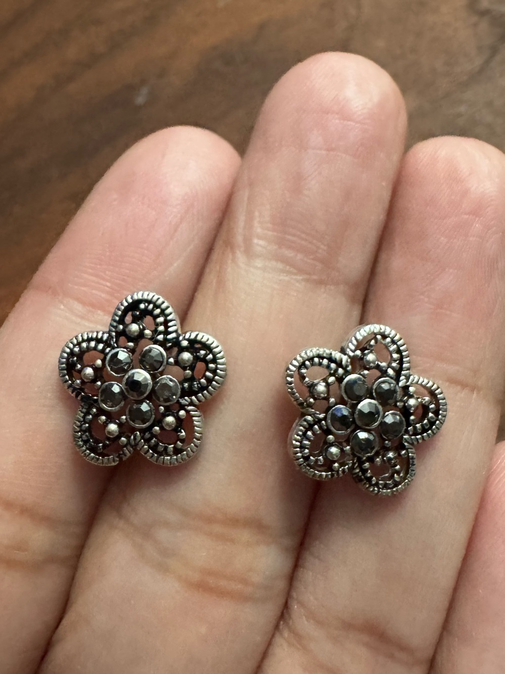 Small Silvertoned Marcasite/Grey Crystal Flower Post Earrings